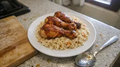 Tepside Tavuk Kapama: tavuk suyuyla tane tane pilav, fırında nar gibi baget