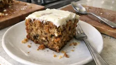 Havuçlu Cevizli Tarçınlı Kek: İçi Yumuşacık, Kabarması Garantili Tarif