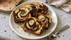 Çay saatine yakışan alaca kek: tek hamurla mermer desenli, pamuk gibi