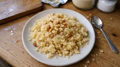 Kaşık kaşık dağılan tane tane irmik helvası: şerbeti kaynatmadan yapın