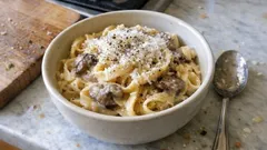 Porçini Mantarlı Kremalı Makarna: Az malzemeyle restoran tadı