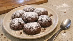 Kakaolu krem şantili 5 dakika kurabiyesi: yoğurmadan, yumuşacık