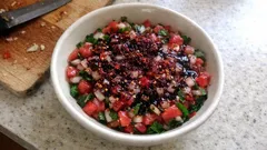 Nar ekşili Tablacı Salatası: kebap yanına 10 dakikada taptaze