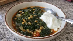 Zeytinyağlı Isırgan Otu Yemeği: Pirinçle kıvam alan hafif ve pratik tarif