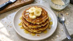 Olgun muzları değerlendiren pamuk gibi muzlu pankek tarifi: kahvaltıya çok yakışır