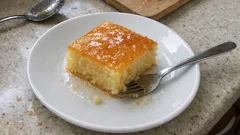 İrmiksiz Revani Tarifi: Borcamda puf puf, şerbeti tam kıvamında