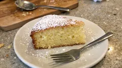 Tereyağlı limonlu kek tarifi: 5 dakika çırpma tekniğiyle pamuk gibi doku