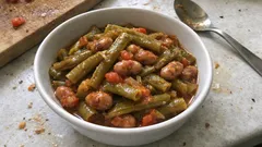 Dinlendikçe lezzeti oturan zeytinyağlı barbunyalı taze fasulye tarifi