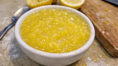 Dondurucuda saklanan konsantre limonata: kabuk aromasıyla her an hazır