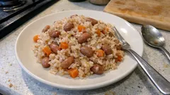 Barbunyalı pirinç pilavı: tane tane kıvam için kavurma tekniğiyle pratik tarif