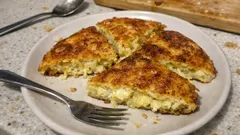 Fırınsız, tek tavada: su böreği tadında erişte böreği tarifi