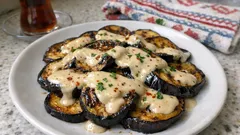 Tahinli hibeş soslu ızgara patlıcan: ekmek banmalık hafif meze