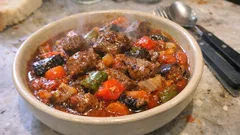 Fırında ciğer güveç: kısa kavurma ile yumuşacık, sosu tam kıvamında