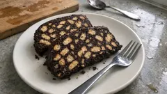 Orijinal mozaik pasta tarifi: fırınsız, tam kıvamında ve kolay dilimlenen