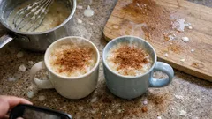 Yalancı salep tarifi: tek tencerede, pürüzsüz kıvamlı ve bol tarçınlı