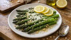 Fırında Kuşkonmaz: Limon, sarımsak ve parmesanla 20 dakikada şık bir garnitür