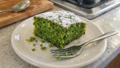 Ispanaklı kek tarifi: yemyeşil rengiyle yumuşacık, çay saatine çok yakışıyor