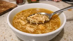 Kıvamı garantili şehriyeli tavuk çorbası: topaklanmadan, tam kıvamında