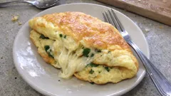 Kabartma tozlu omlet tarifi: puf puf kabaran kaşarlı kahvaltılık