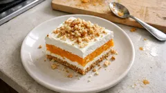 Fırınsız bal kabaklı bisküvi pastası: bir gece dinlenince tam kıvamında