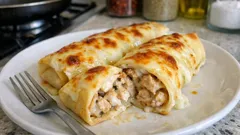 Fırında Beşamel Soslu Tavuklu Krep Sarma: Misafire Şık, Yapımı Kolay