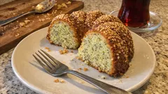 Susam Mantolu Haşhaşlı Kek: limon aromalı, dışı kıtır içi yumuşacık tarif