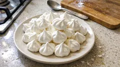 Çatlamadan kuruyan mereng tarifi: 100°C’de kıtır kıtır beze yapımı