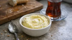 Zeytinyağını dondurup çırparak vegan tereyağı kıvamında sürülebilir lezzet yapın