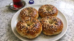 Evde Bagel Yapımı: Pekmezli haşlamayla dışı çıtır, içi yumuşacık tarif