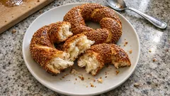 Ankara usulü tereyağlı simit: ev fırınında puf puf, tel tel çıkan tarif