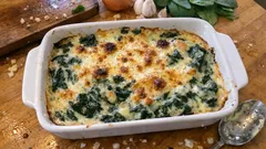 Fırında Kremalı Ispanak Graten: Üstü Kaşarlı, Sulu Kalmayan Tarif