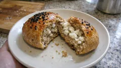 Tam buğday unlu fit poğaça: lor peynirli, yumuşacık ve 20 dakikada hazır