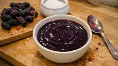 Yazın Ferahlatan Karadut Peltesi: Az Malzemeyle Pürüzsüz Kıvam Tutan Tarif