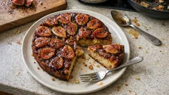 Taze İncirli Kek: Tabana Dizilen İncirle Karamel Tadında, Yumuşacık