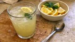 Pastane Usulü Limonata Tarifi: Kabuğu Şekerle Ovarak Mis Gibi Aroma