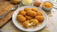 Dışı mısır gevreğiyle çıtır, içi kaşarlı patates köftesi tarifi