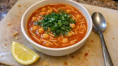 Salçayı kavurup derinleştirin: Nohutlu tel şehriyeli Millîye çorbası tarifi