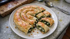 Fırın açmadan tavada ıspanaklı kol böreği: kısık ateşte çıtır çıtır