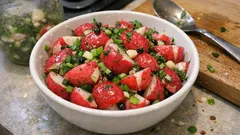 Kavanozda 40 dakikada çatlak turp salatası: limonlu, sarımsaklı ve kıtır