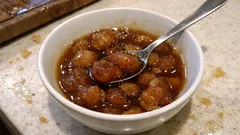 Ev yapımı kestane reçeli: parlak renkli, yoğun kıvamlı ve tam ölçülü tarif