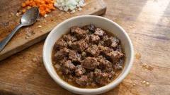 Lokanta usulü dana kavurma: mühürleme ile lokum gibi yumuşak sonuç