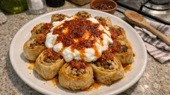 Mantı tadında börek: yufkadan, fırında pratik mantı börek tarifi