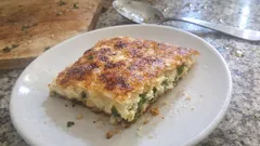 Bayat yufkadan tavada börek: fırın yok, su böreği gibi yumuşacık