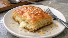 Milföyden peynirli talaş böreği: 20 dakikada çıtır çıtır, çay saatine birebir