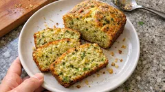 Tek kapta glutensiz kabaklı tuzlu kek: mısır unuyla tok, yumuşacık dilimler