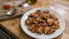 Tavada nar gibi kızaran piliç tava: az malzemeyle yumuşacık sonuç