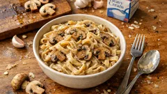 Kremalı mantarlı erişte: sosu sulanmayan, lokanta usulü pratik tarif