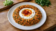 Davet sofralarına çok yakışan yoğurtlu mercimek ezmesi: üstüne biberli zeytinyağıyla