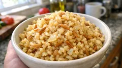 Arpa şehriyeli bulgur pilavı: tane tane olması için kavurma ve demleme ölçüsü