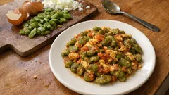 Tek tencerede yumurtalı bakla kavurması: baklayı diri bırakan pratik tarif